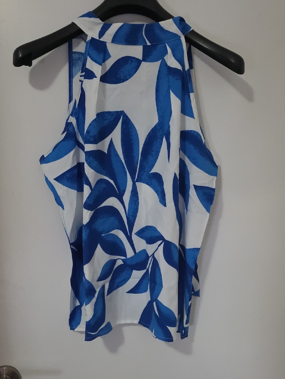 Blue Leaf Print Halter Tank Top